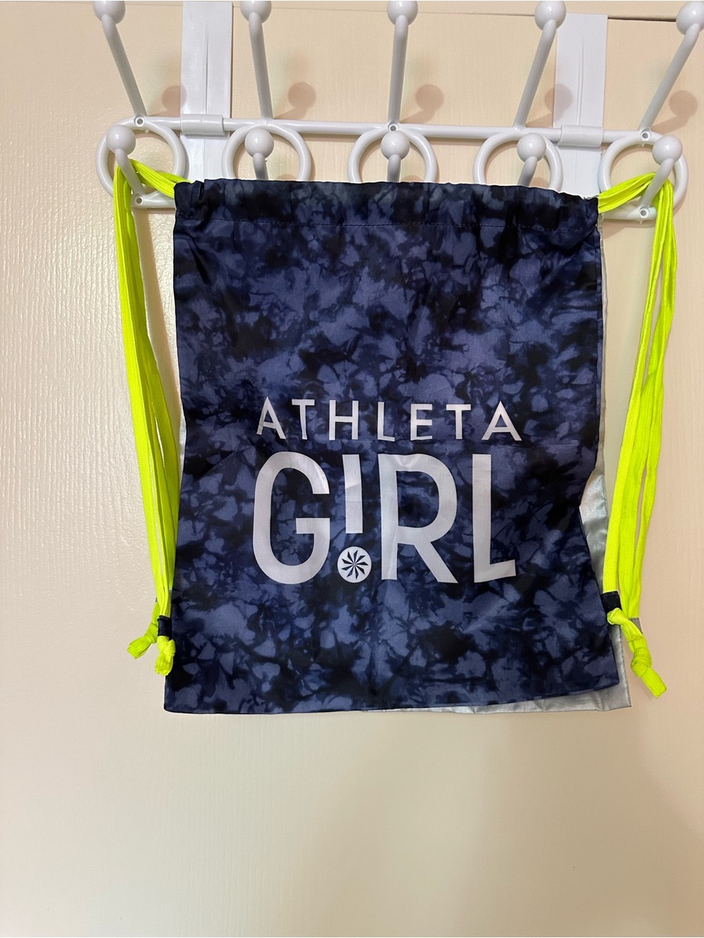 ❤️2 for15. 2Athleta Girl backpack